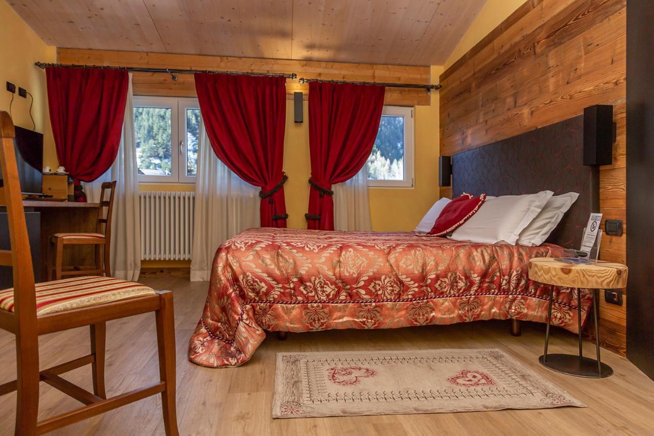 Hotel Chaberton Cesana Torinese Exteriör bild